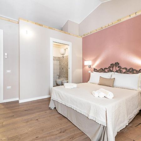 Promenade Boutique Rooms - City Centre 칼리아리 외부 사진