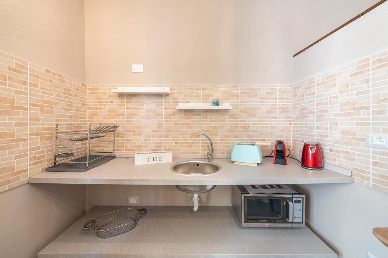 Promenade Boutique Rooms - City Centre 칼리아리 외부 사진