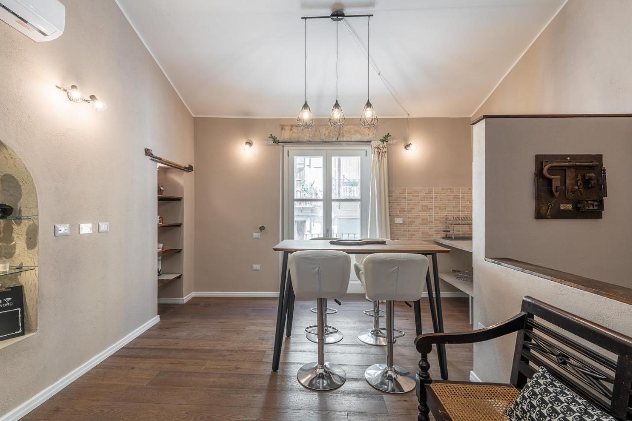 Promenade Boutique Rooms - City Centre 칼리아리 외부 사진