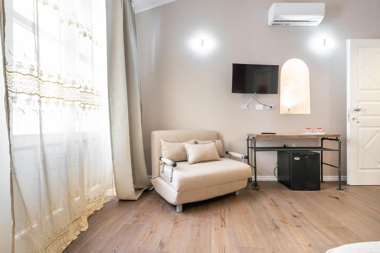 Promenade Boutique Rooms - City Centre 칼리아리 외부 사진